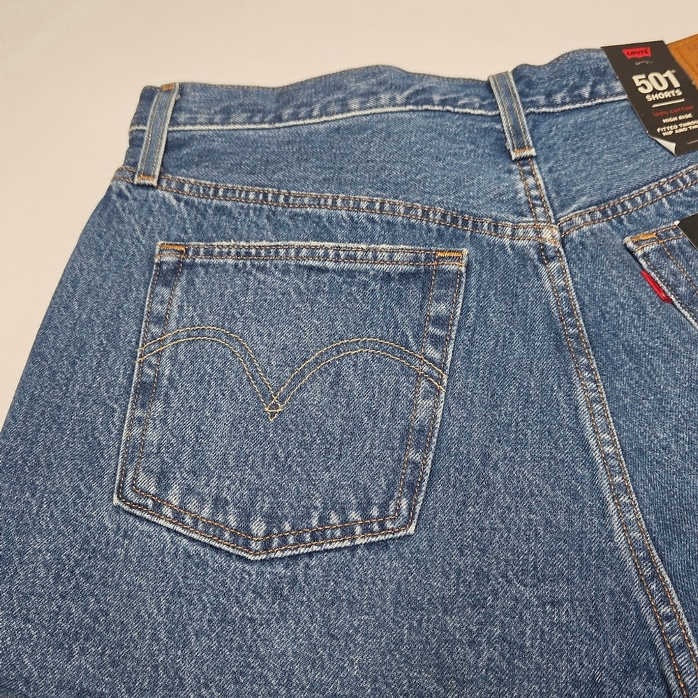 Levi's 501 Original Style Premium Denim High Rise Shorts Cut Off Women's Size 31 - Picture 9 of 16